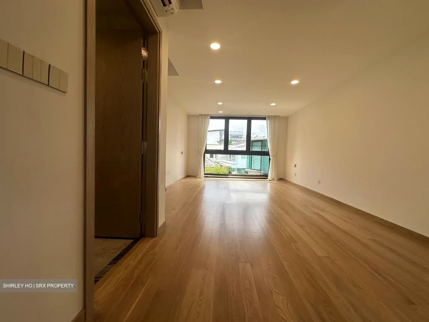 Fernhill Road (D10), Detached #560830811